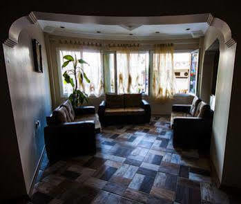 Cicek Palas Otel Σμύρνη Εξωτερικό φωτογραφία